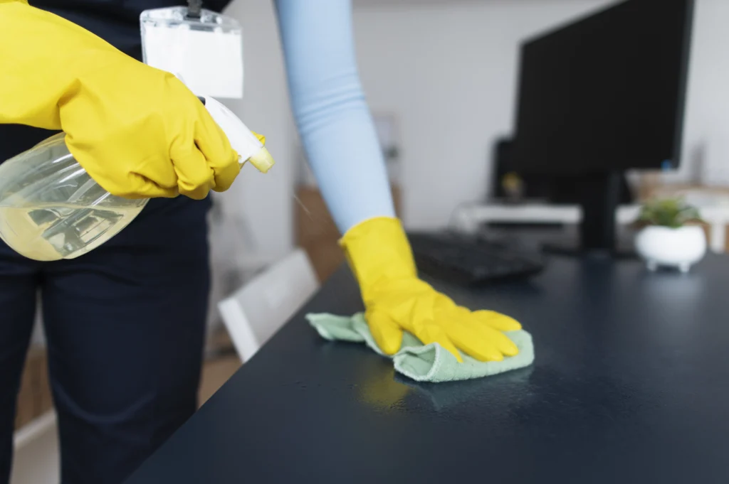 Scholen schoonmaken Scholen schoonmaken
